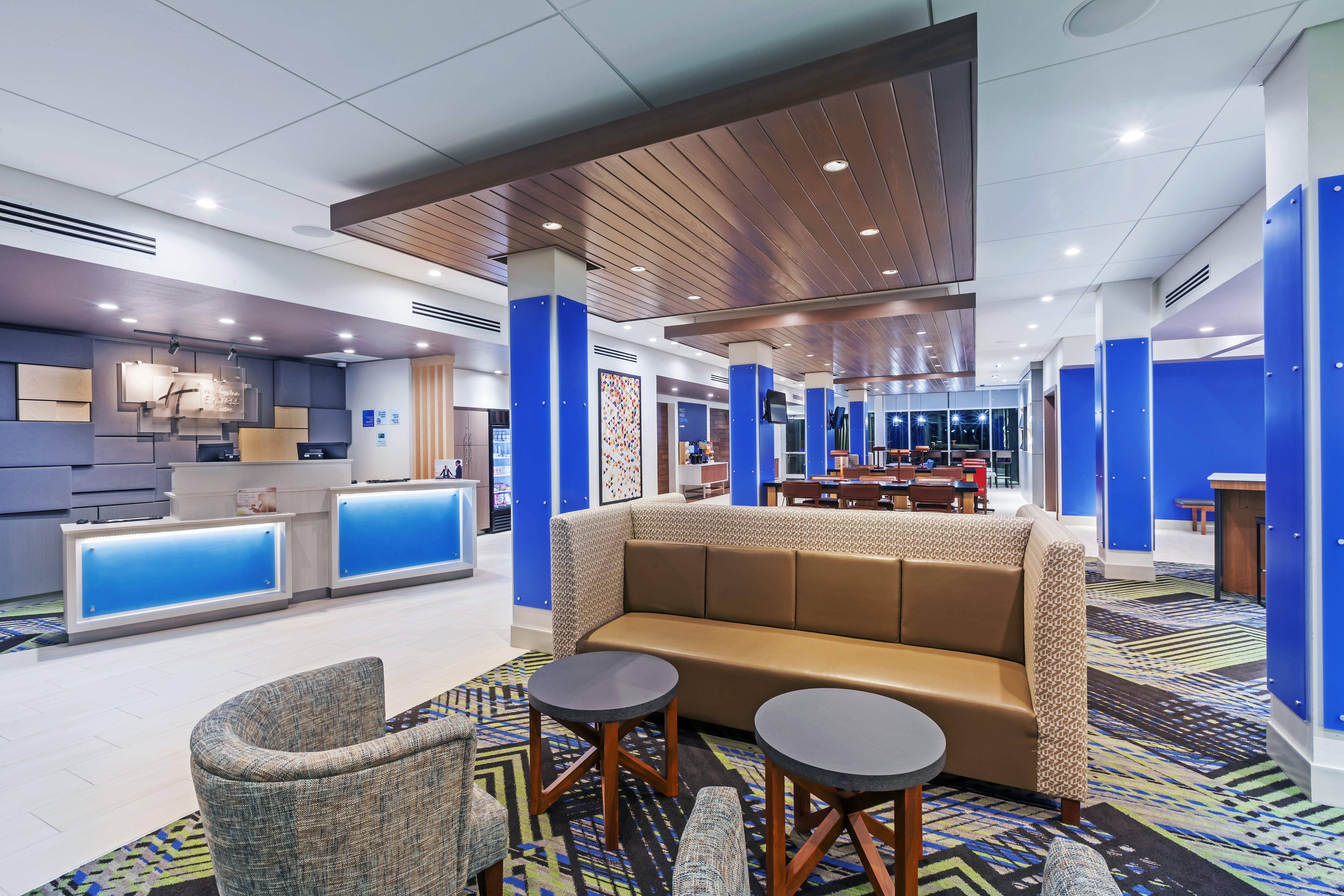 Holiday Inn Express And Suites Chanute By Ihg Esterno foto