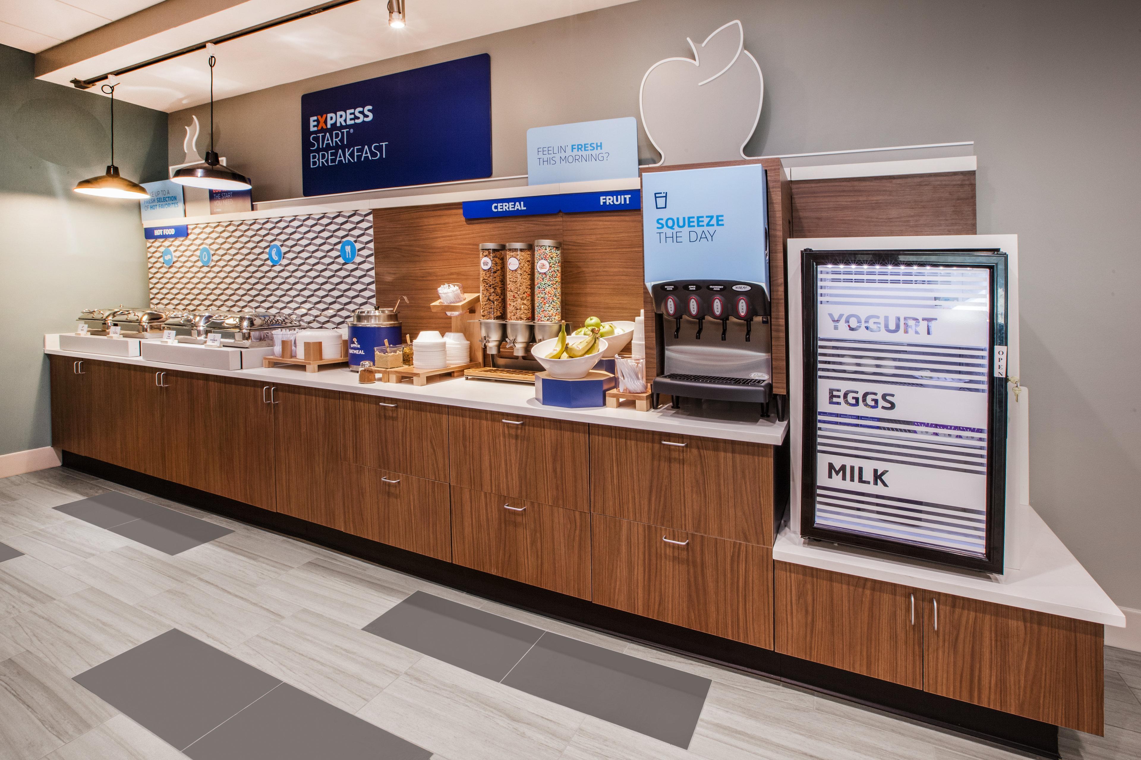 Holiday Inn Express And Suites Chanute By Ihg Esterno foto